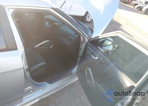 2016 Hyundai Veloster Turbo z USA, uszkodzony, nr VIN KMHTC6AE6GU261956